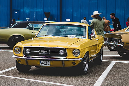 yellow Ford Mustang thumbnail