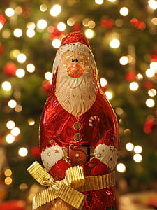 Santa Claus figurine thumbnail