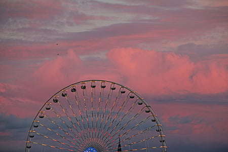 brown ferris wheel thumbnail