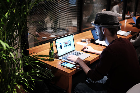 Man MacBook Desk Wood Hat thumbnail