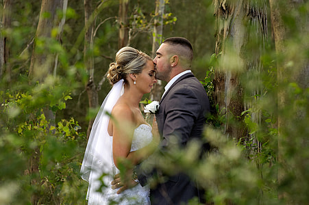 woman in white strapless wedding dress thumbnail