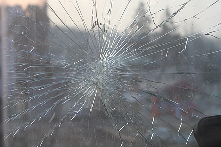 cracked glass panel thumbnail