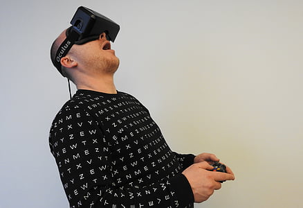 man playing VR thumbnail