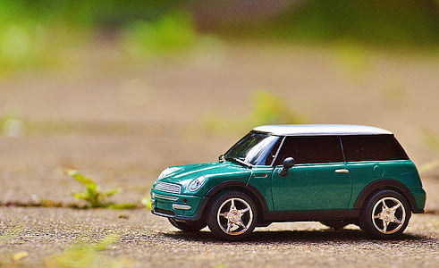 green Mini Cooper scale model thumbnail