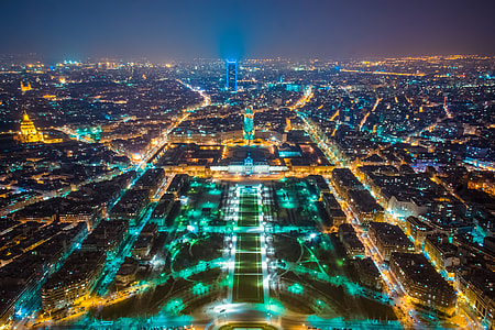 Paris cityscape at night thumbnail