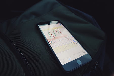 black Iphone thumbnail