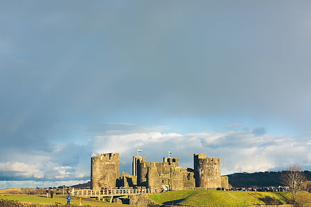 gray concrete castle thumbnail