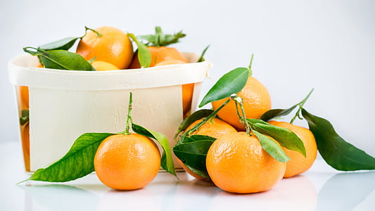 orange fruits in box thumbnail