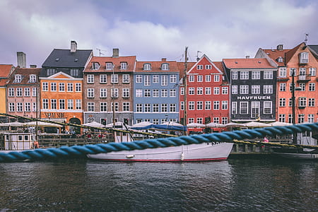 blue rope and overlooking row of buildings thumbnail