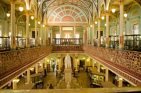museum interior thumbnail