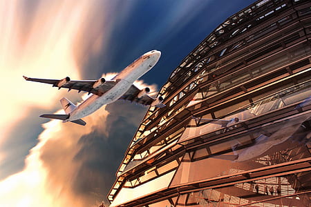 white ]airplane thumbnail