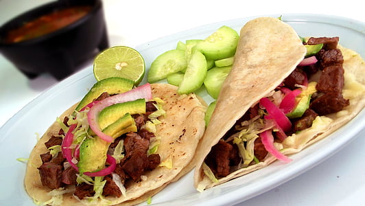 rotis with meat toppings thumbnail