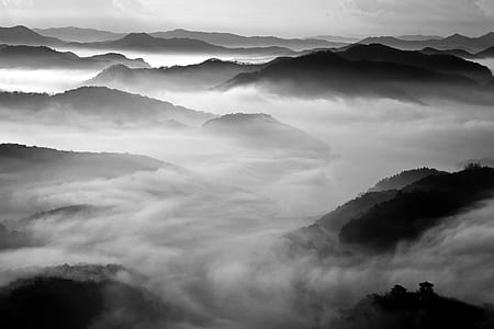 foggy mountain thumbnail