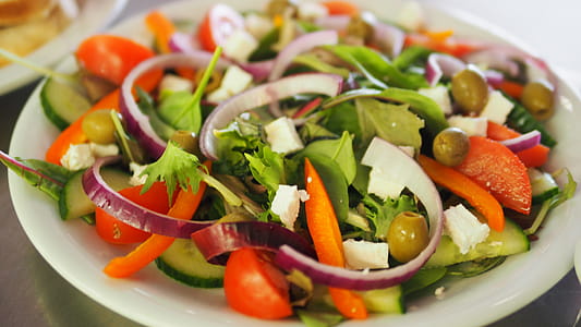 Vegetable Salad on Plate thumbnail
