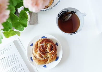 baked bread on white ceramic plate thumbnail