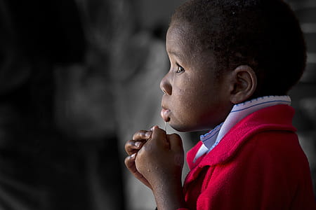 Orphan in Africa thumbnail