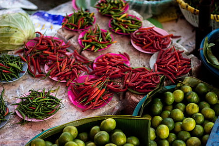 Loads of chili thumbnail