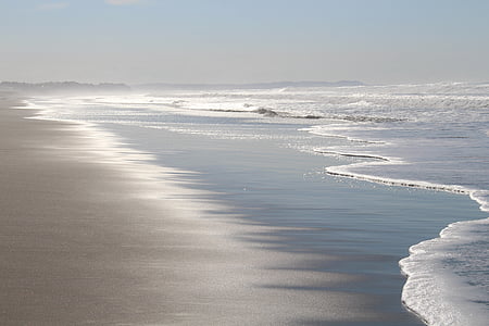 photo of seashore thumbnail