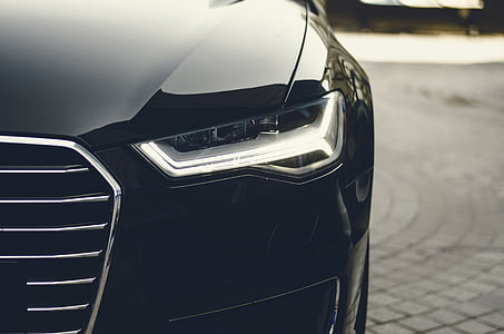 black car thumbnail