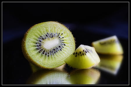 green kiwi thumbnail
