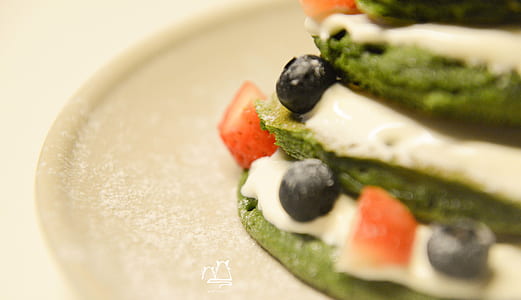 Close-up Photo of a Food in a Ceramic Plate thumbnail
