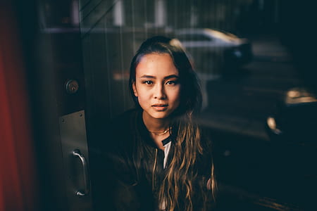 portrait photography of woman thumbnail