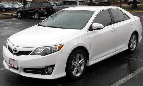 White Toyota Camry, best selling car in the United States thumbnail