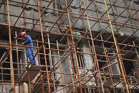 two man standing on scaffolding thumbnail
