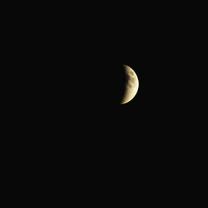 half moon thumbnail