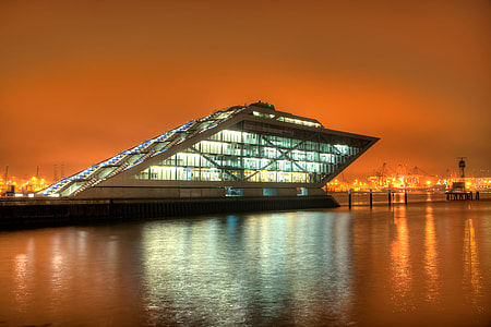 Dockland at Night thumbnail