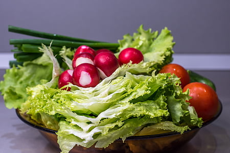 plate of vegetables thumbnail