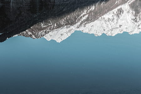 mountain ranges during daytime thumbnail
