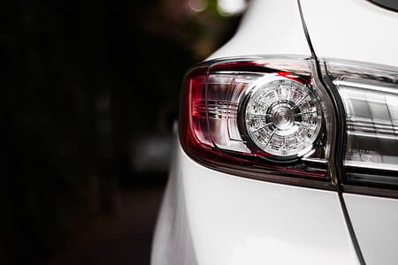 close-up photography of vehicle taillight thumbnail
