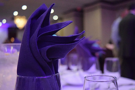 clear wing glass with table napkin thumbnail