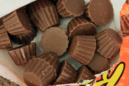 Peeanut butter candy thumbnail