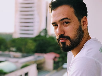Man in White Shirt thumbnail