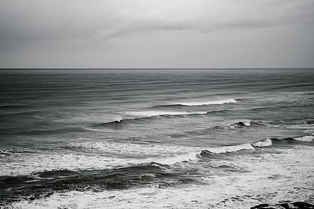 Moody waves thumbnail