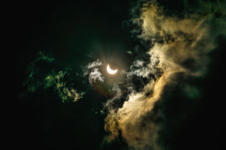 moon during night time thumbnail