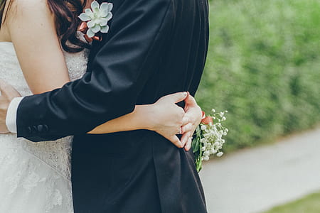 bride and groom hugging each other thumbnail