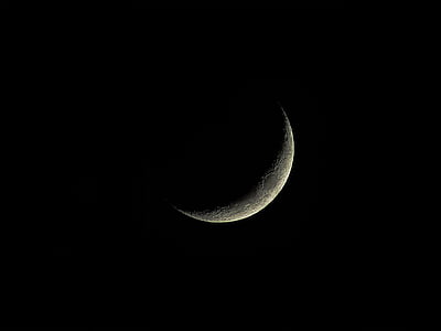 crescent moon thumbnail