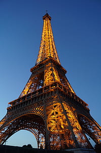 Eiffel Tower thumbnail