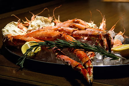 crab dish and sliced lemon thumbnail