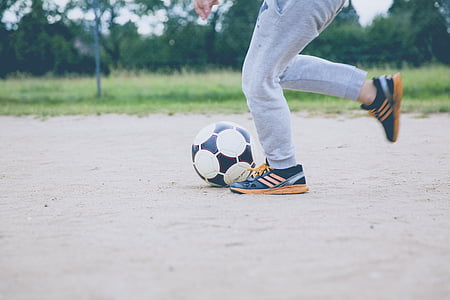 person playing soccer ball thumbnail