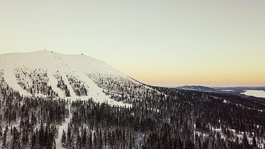 mountain covering with snow thumbnail