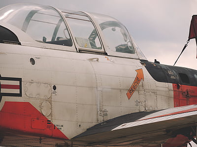white and red airplane thumbnail