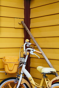 white and yellow bike thumbnail