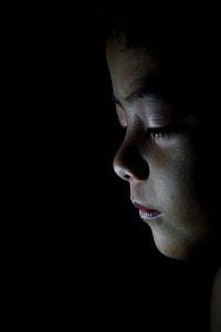 child's face thumbnail