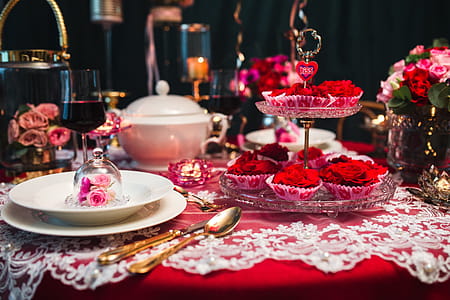 Table Decorations & Flowers for Valentine thumbnail