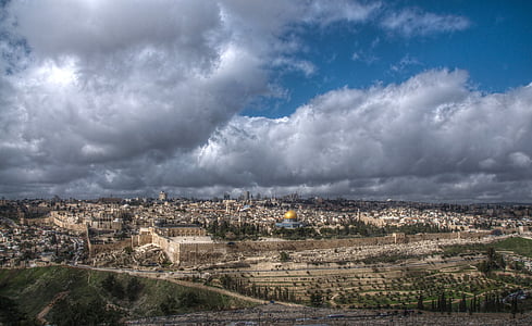 photo of city during daytime thumbnail
