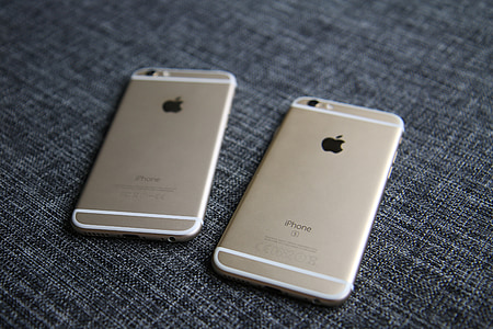 gold iPhone 6s and gold iPhone thumbnail